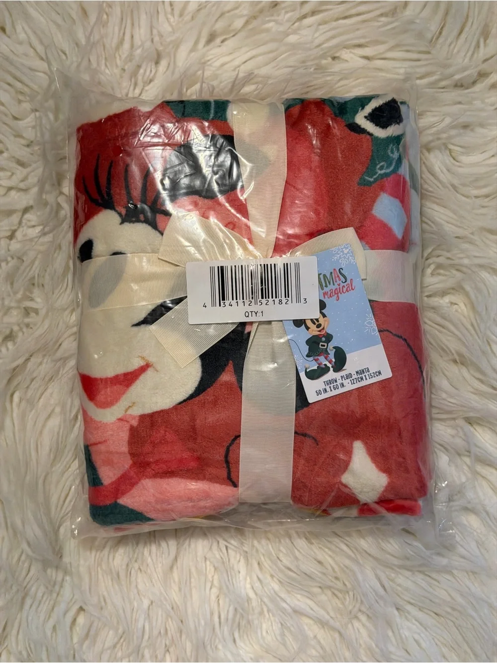 Disney Mickey & Friends Holiday Throw Blanket